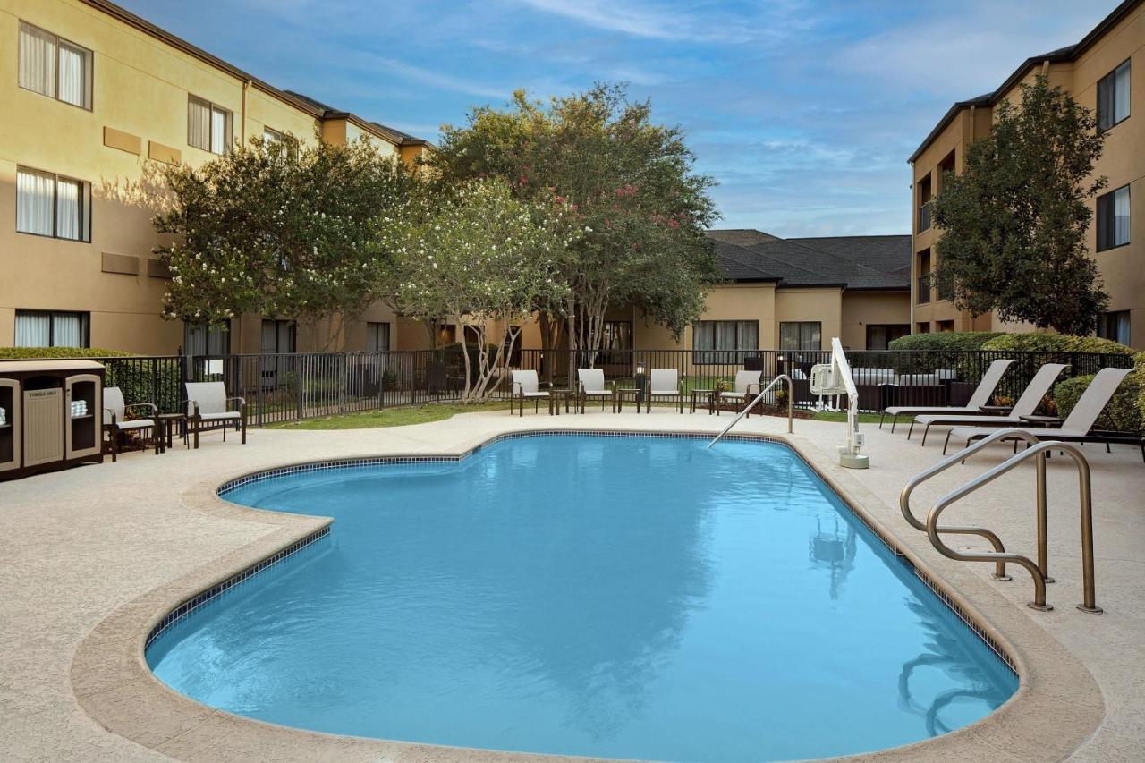 Courtyard Houston Westchase Hotel Ngoại thất bức ảnh